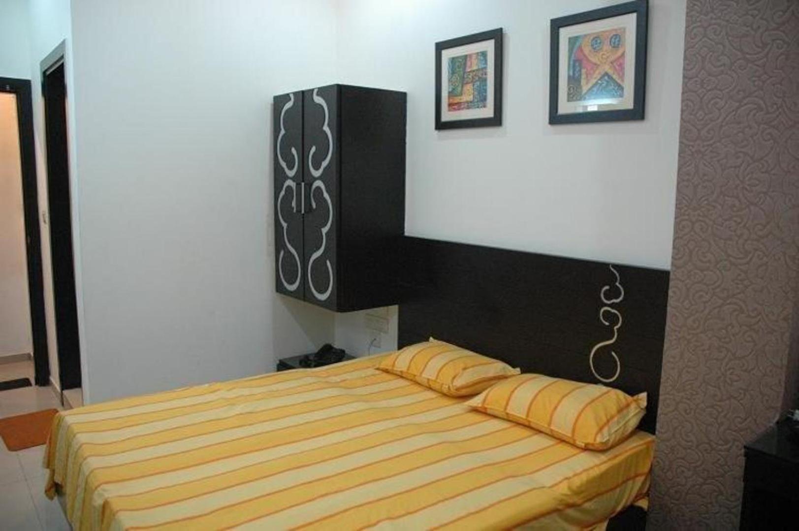 Hotel Chanchal Continental - 02 Mins From New Delhi Railway Station Exteriör bild