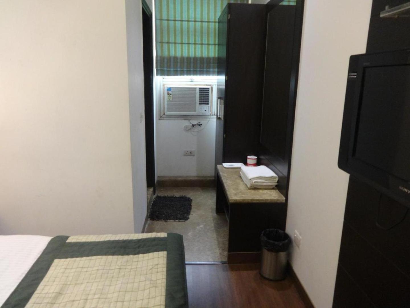 Hotel Chanchal Continental - 02 Mins From New Delhi Railway Station Exteriör bild