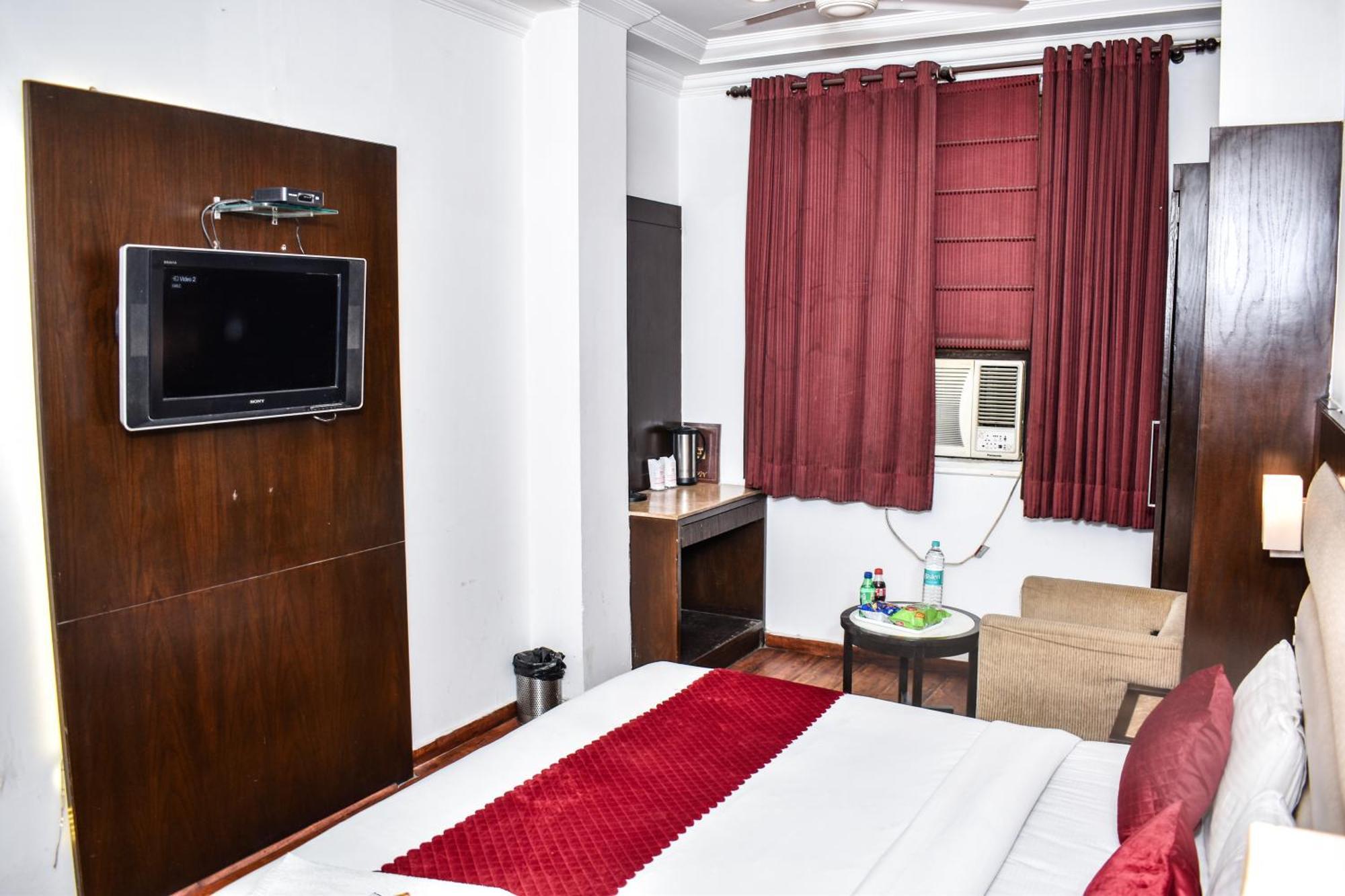 Hotel Chanchal Continental - 02 Mins From New Delhi Railway Station Exteriör bild