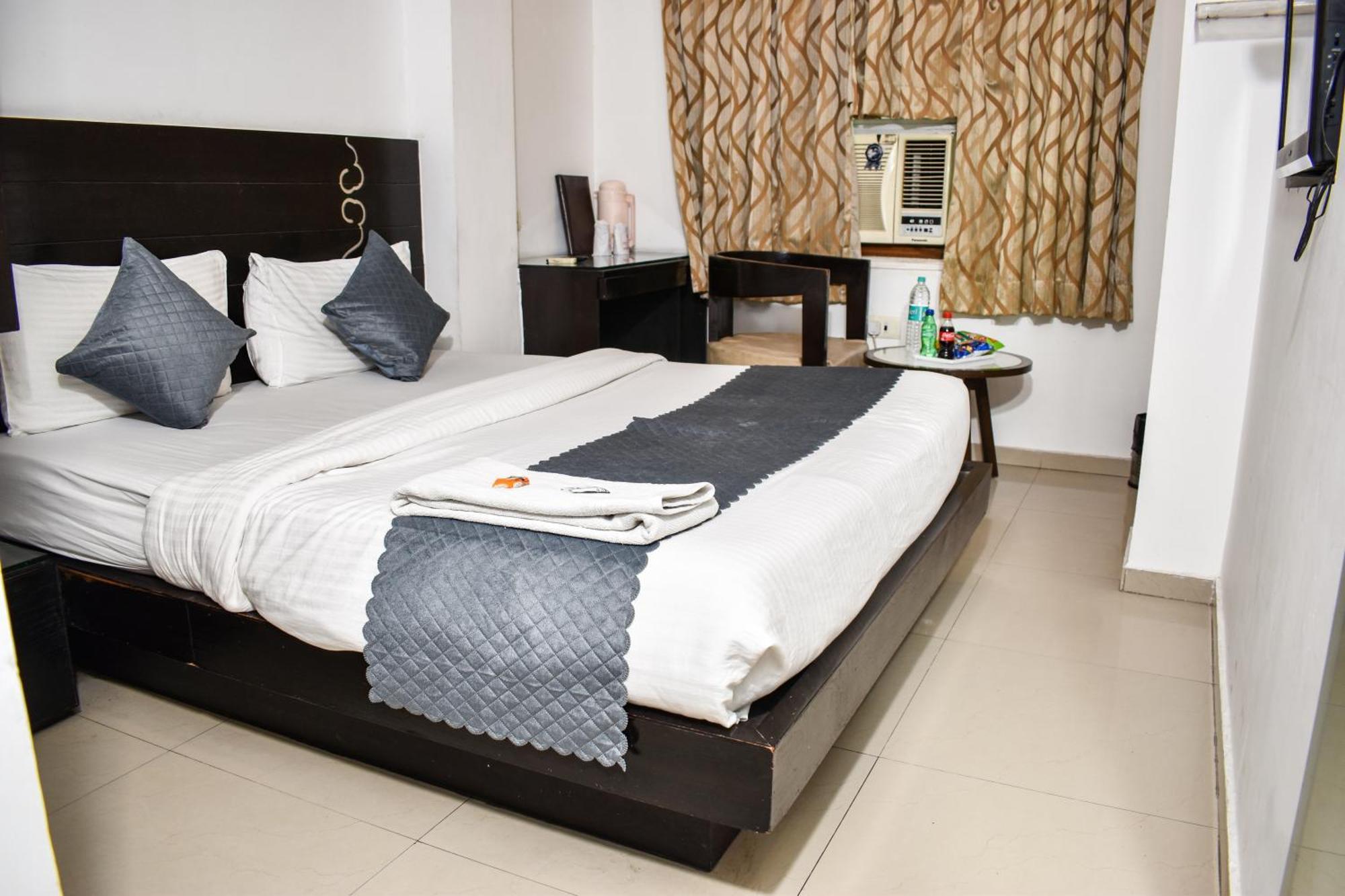 Hotel Chanchal Continental - 02 Mins From New Delhi Railway Station Exteriör bild